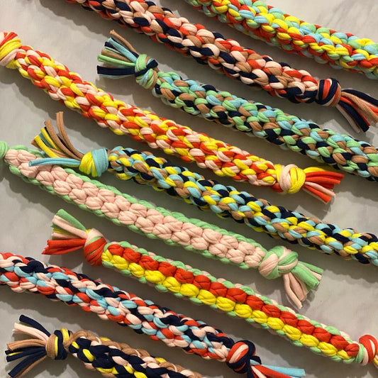 Soga Candy Juega con Hope